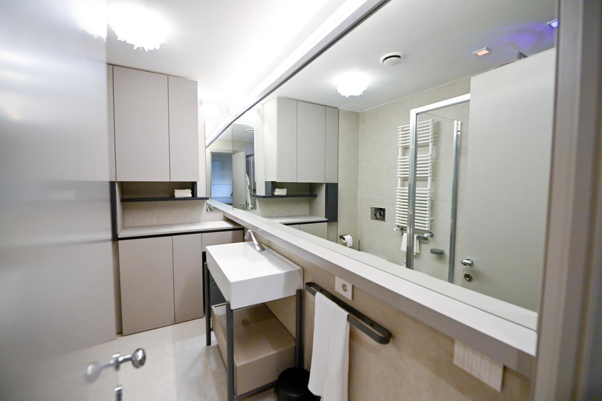 Dolce By In Appartement